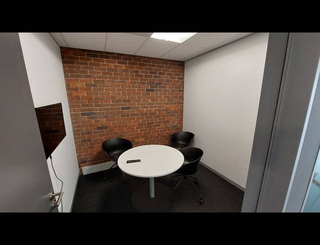 389M² OFFICE TO LET IN GREENSTONE HILL